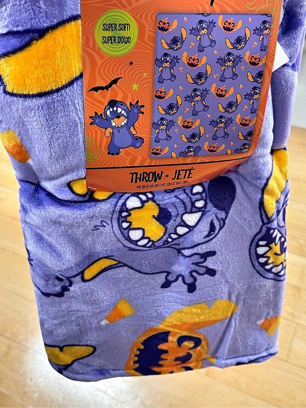Throw 'n Tell Halloween Purple & Orange Blanket NWT